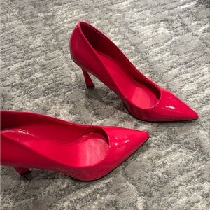 Marc Fisher patent leather Pumps